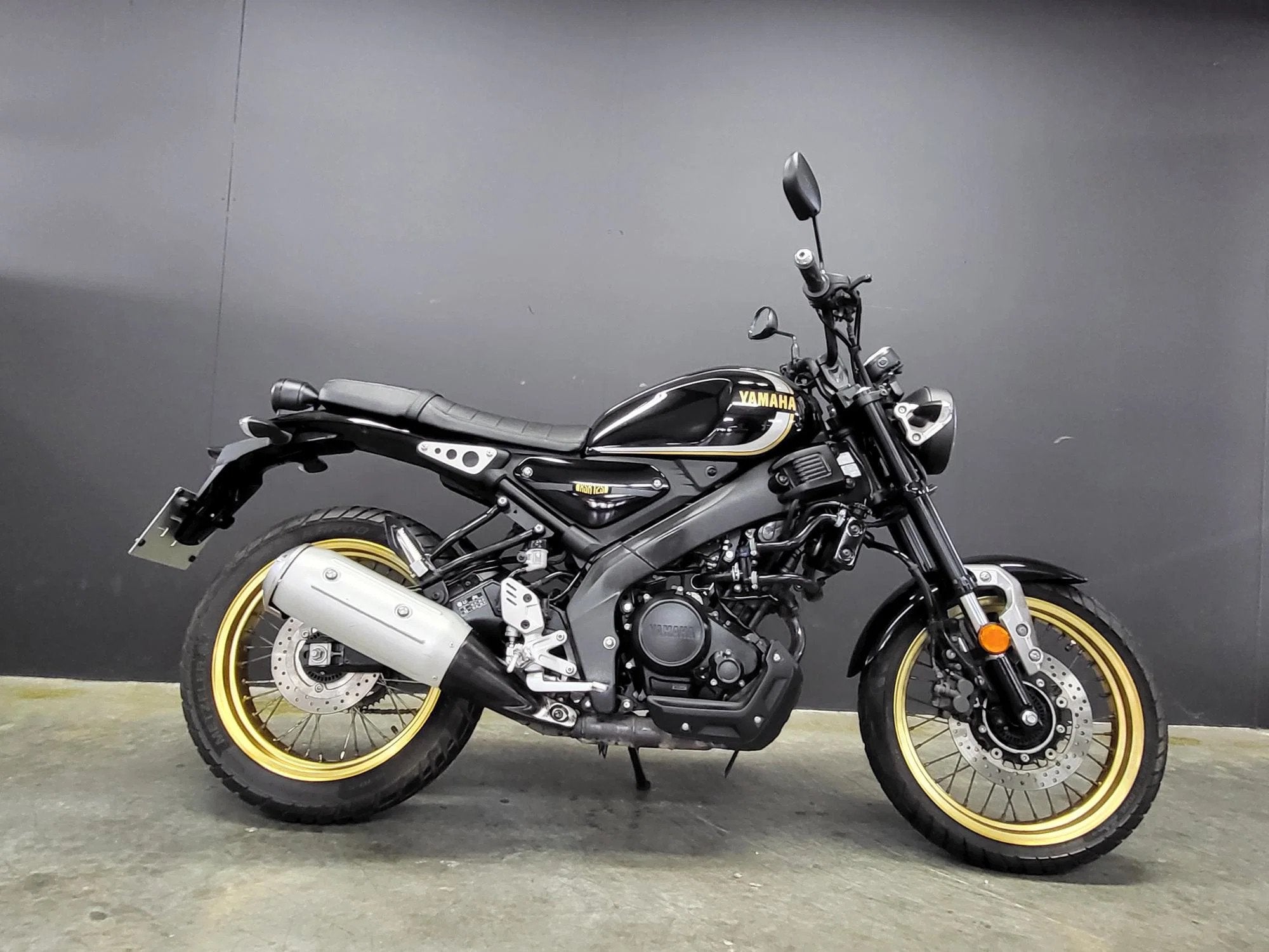 Yamaha XSR 125 retrobike van Yamaha met stijl (bj 2022), Motoren, 125 cc, Overig, 11 kW of minder, Gebruikt
