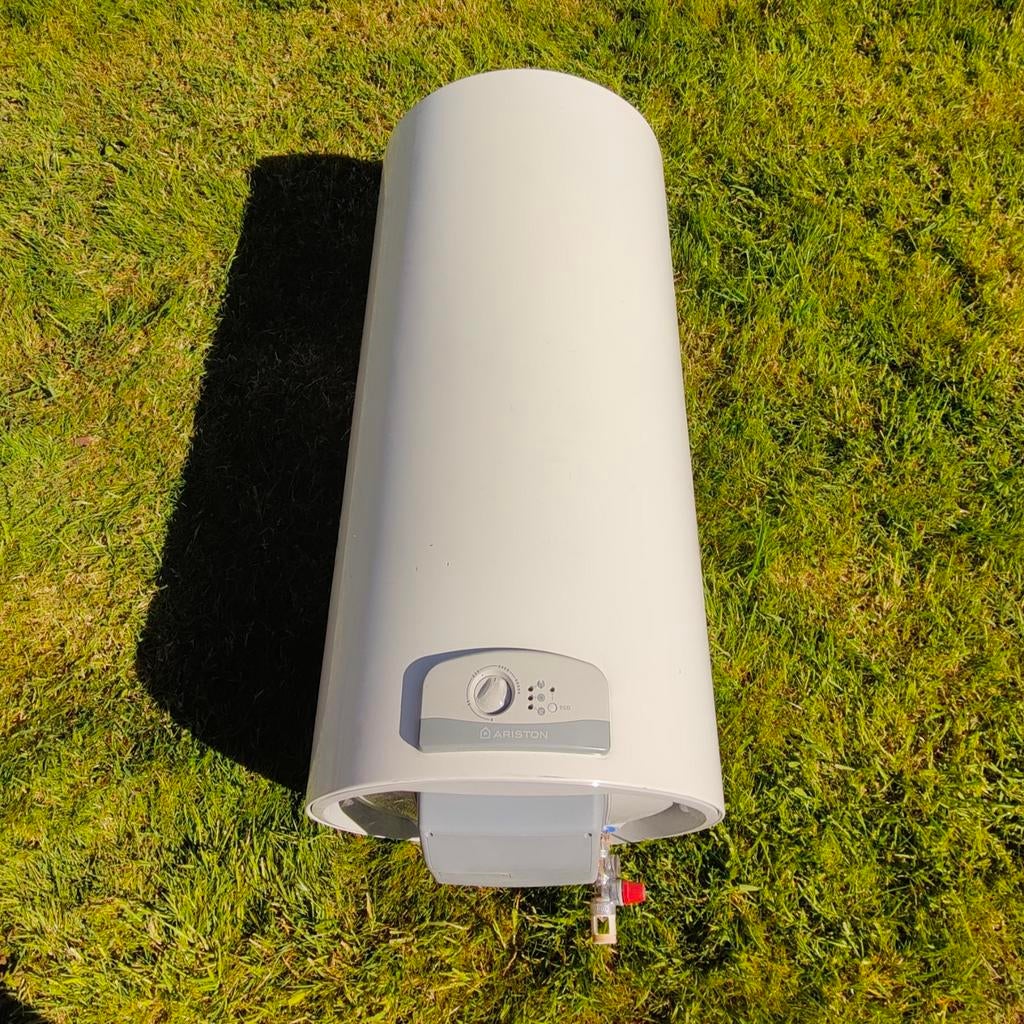 Ariston Titanium+ 200L elektrische waterboiler, Doe-het-zelf en Bouw, Ophalen