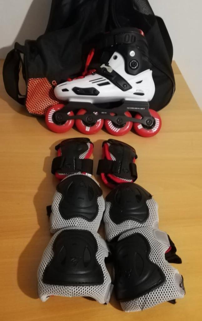 Skeelers Oxelo + zak + bescherming, Dames, Zo goed als nieuw, Inline skates 4 wielen, Ophalen