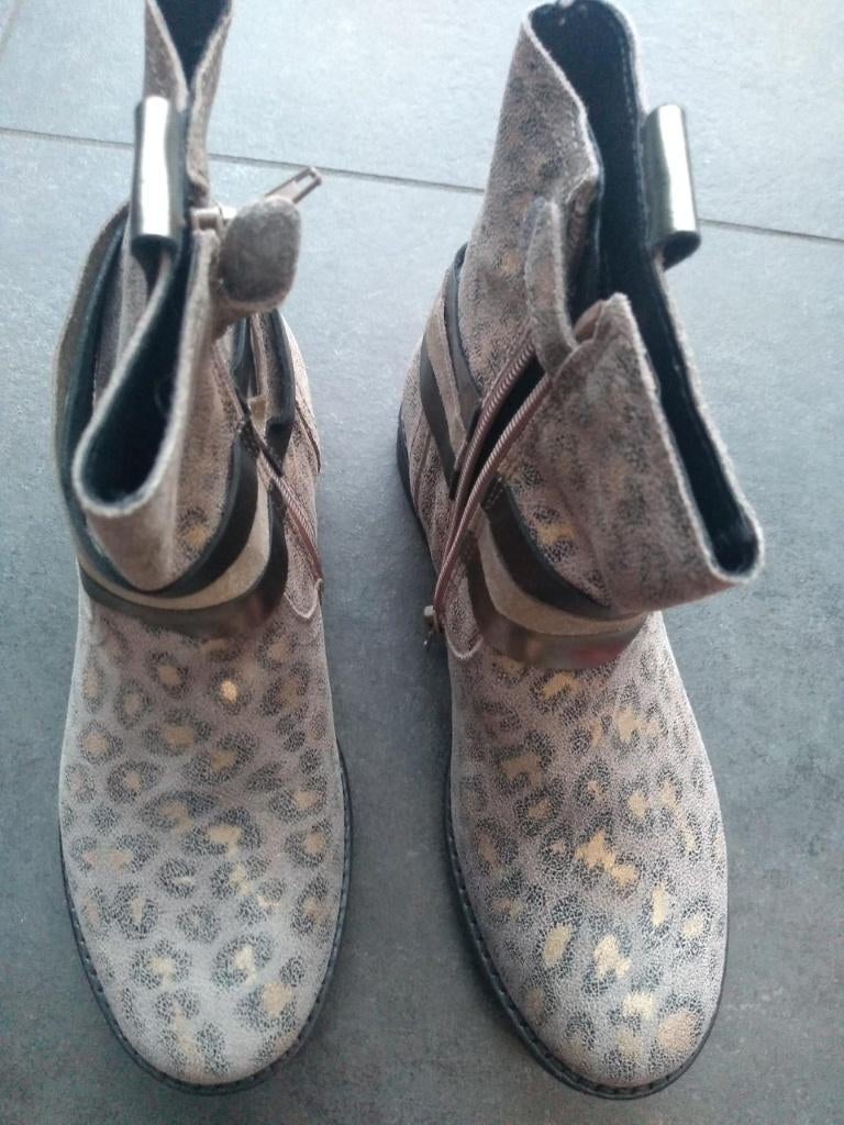 nieuwe laarsjes Kickers maat 35, Nieuw, Ophalen of Verzenden, Laarzen, Meisje