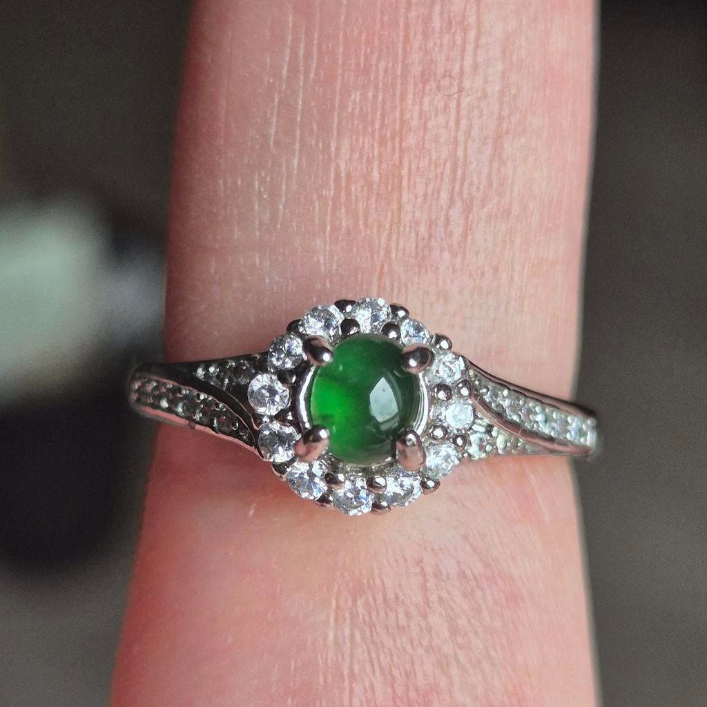 Bague en jadéite de type A naturelle non traitée, Bijoux, Sacs & Beauté, Bagues, Autres couleurs, Femme ou Homme, Fer ou Acier
