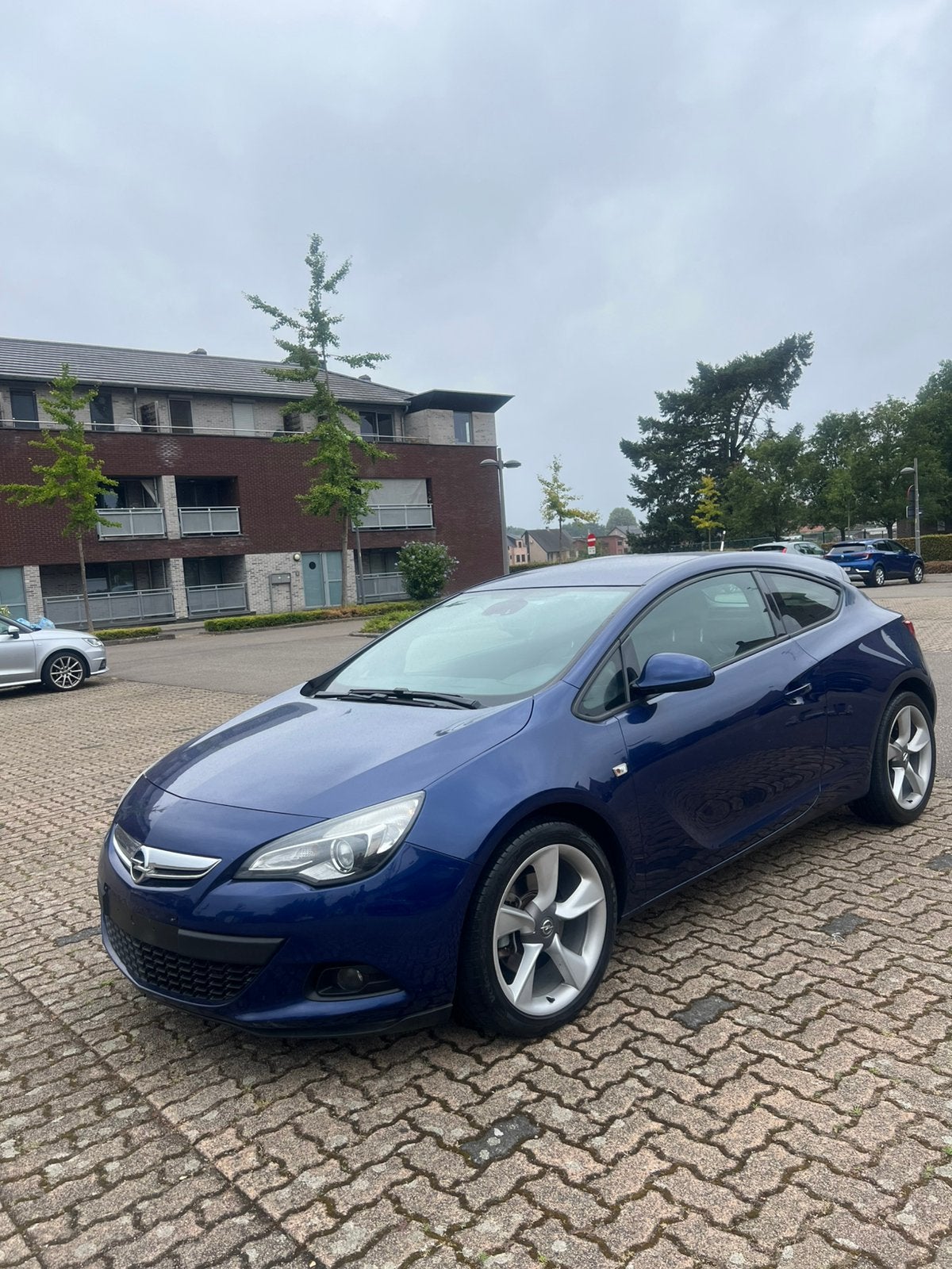 OPEL GTC SPORT 1.4 BENZİNE GEKEURD, Autos, Achat, Euro 6, Boîte manuelle, Air conditionné