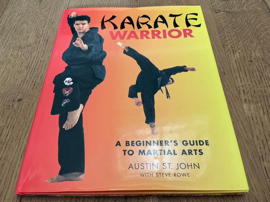 ENGELSTALIG boek : Karate Warrior, Boeken, Ophalen, Gelezen