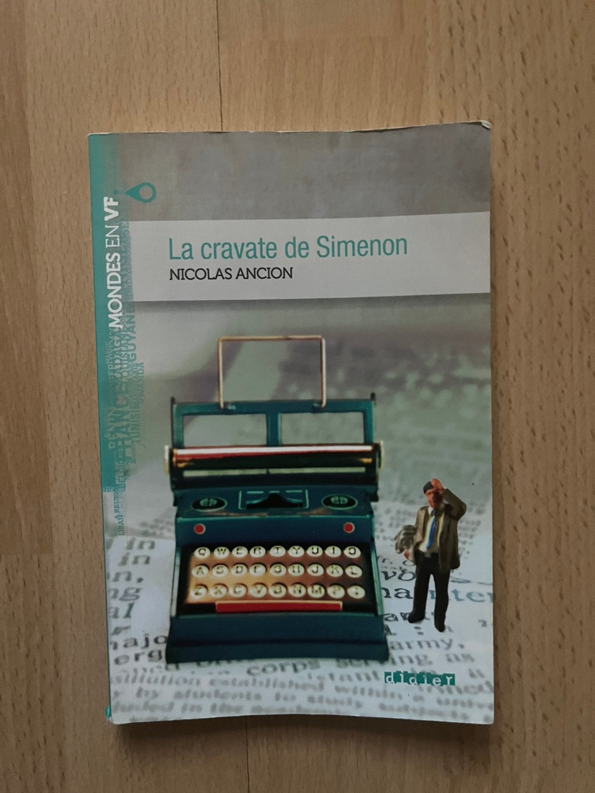 La cravate de Simenon - Nicolas Ancion, Enlèvement, Comme neuf