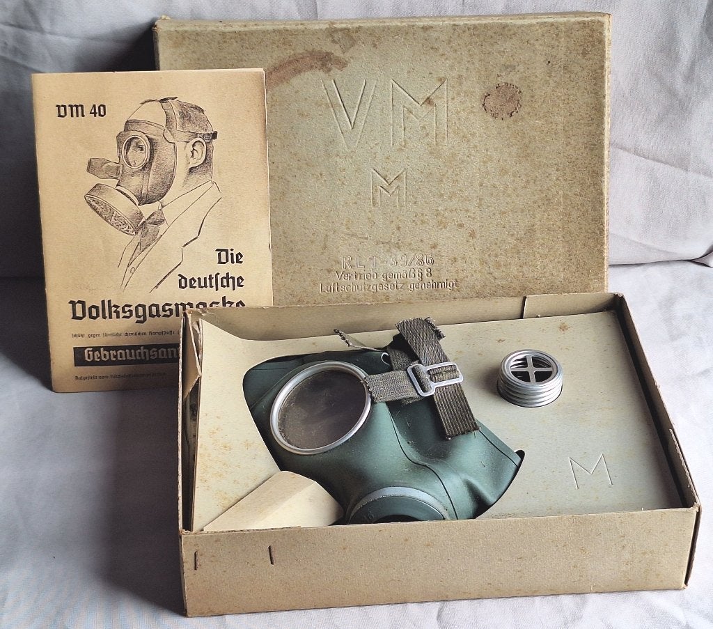 Masque à gaz allemand complet ww2 boîte d'origine, Collections, Enlèvement ou Envoi, Armée de terre, Autres types