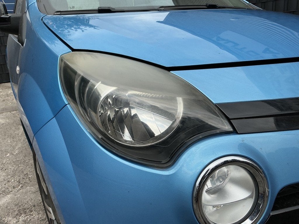 KOPLAMP RECHTS Renault Twingo II (CN) (01-2007/09-2014), Gebruikt, Renault, Peter-Huppertz-Straße 5
51063  Köln, DE, Dialog.deutschland@renault.de