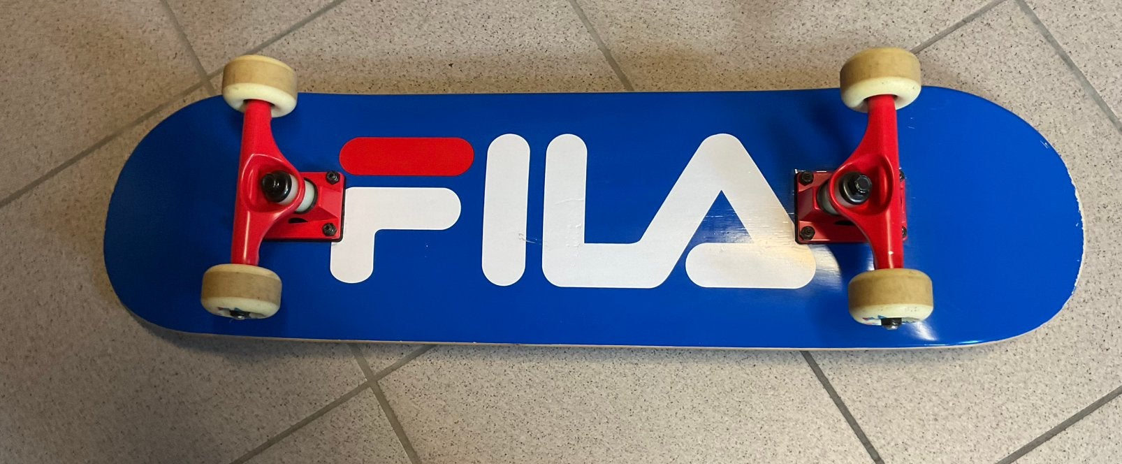 Skateboard Fila, Ophalen, Zo goed als nieuw, Skateboard