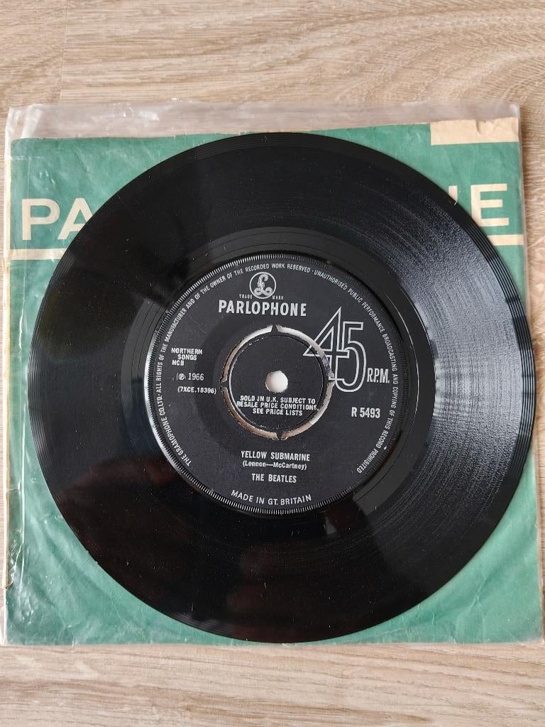 BEATLES YELLOW SUBMARINE SP UK, Verzenden