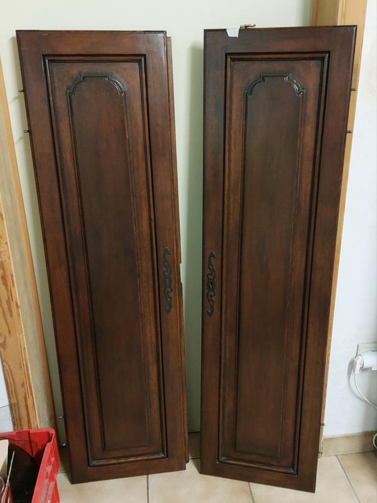 PORTES EN CHÊNE, Enlèvement