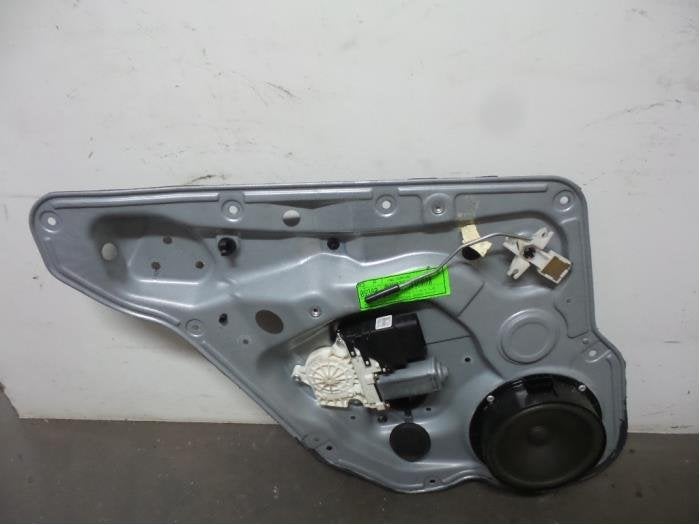 Mécanique vitre 4portes arrière gauche d'un Seat Toledo (T, -, 3 mois de garantie, Utilisé, -