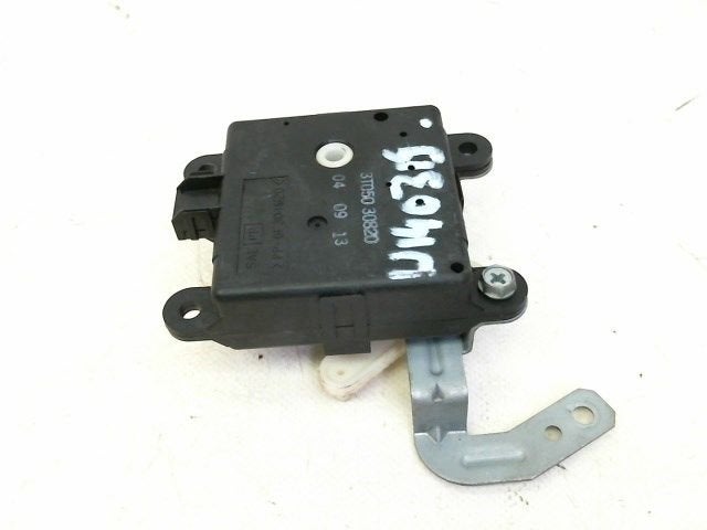 ACTIONNEUR MOTEUR VOLET CHAUFFAGE Nissan Almera Tino (V10M), Utilisé, Nissan
