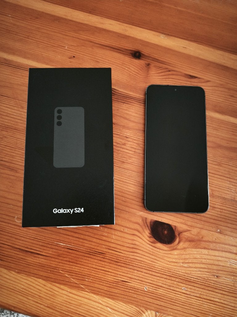 Smartphone Samsung Galaxy S24, Telecommunicatie, Mobiele telefoons | Samsung, Ophalen, Galaxy S24, Zwart, Touchscreen