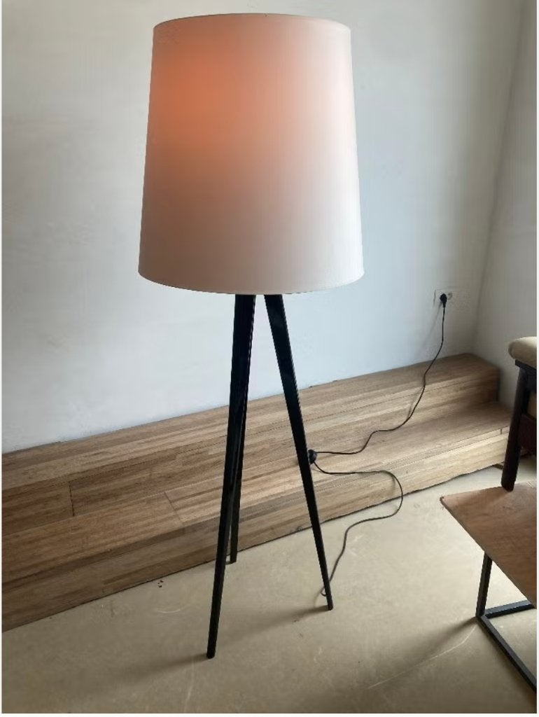 stijlvolle design staande lamp TRIANA ME Metalarte, Ophalen, Gebruikt