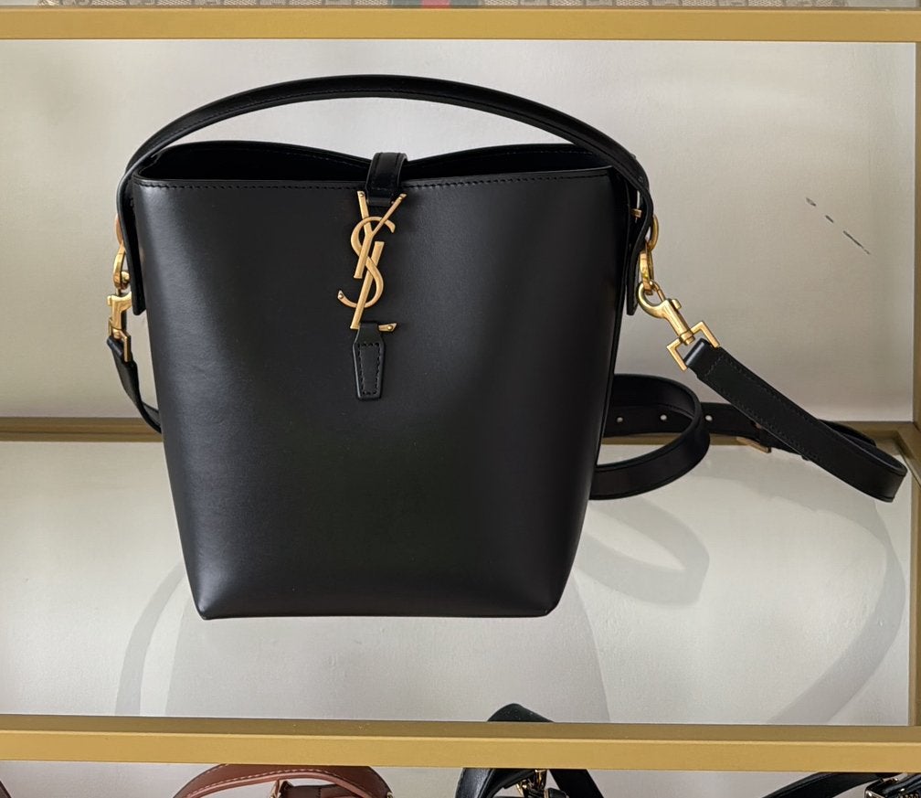 Super clone 1:1 d'Yves Saint Laurent, Enlèvement, Neuf