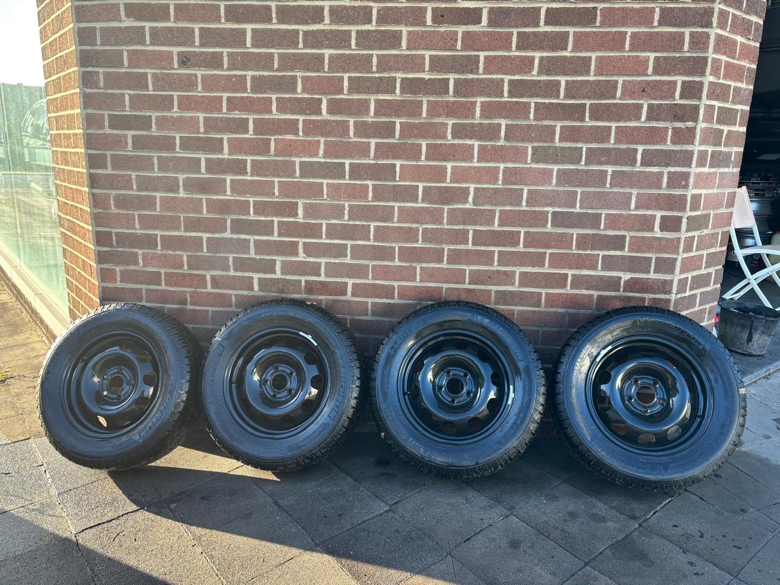 Lot de 4 jantes Renault,Dacia + pneu hiver (215/65R16) neuf, Enlèvement, Neuf, Nissan