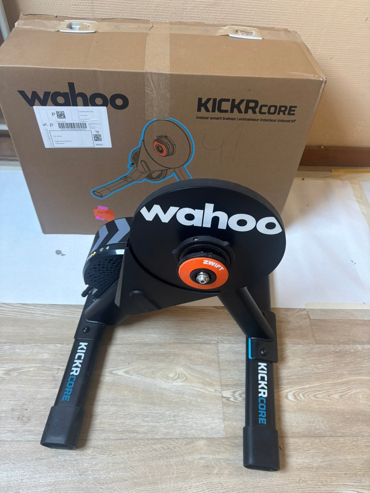 Wahoo kickr core met van rysel tafel, Ophalen of Verzenden, Zo goed als nieuw
