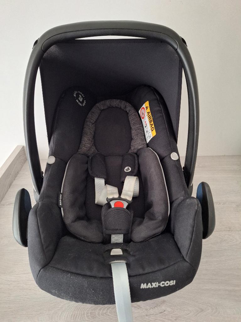 Maxi-Cosi Rock I-size + Familyfix 3, Ophalen, Zo goed als nieuw, Maxi-Cosi, Isofix