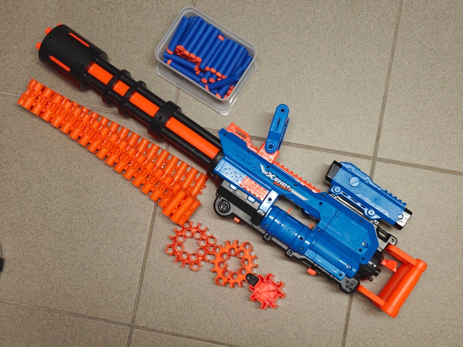 xshot insanity - gattling gun, Enlèvement
