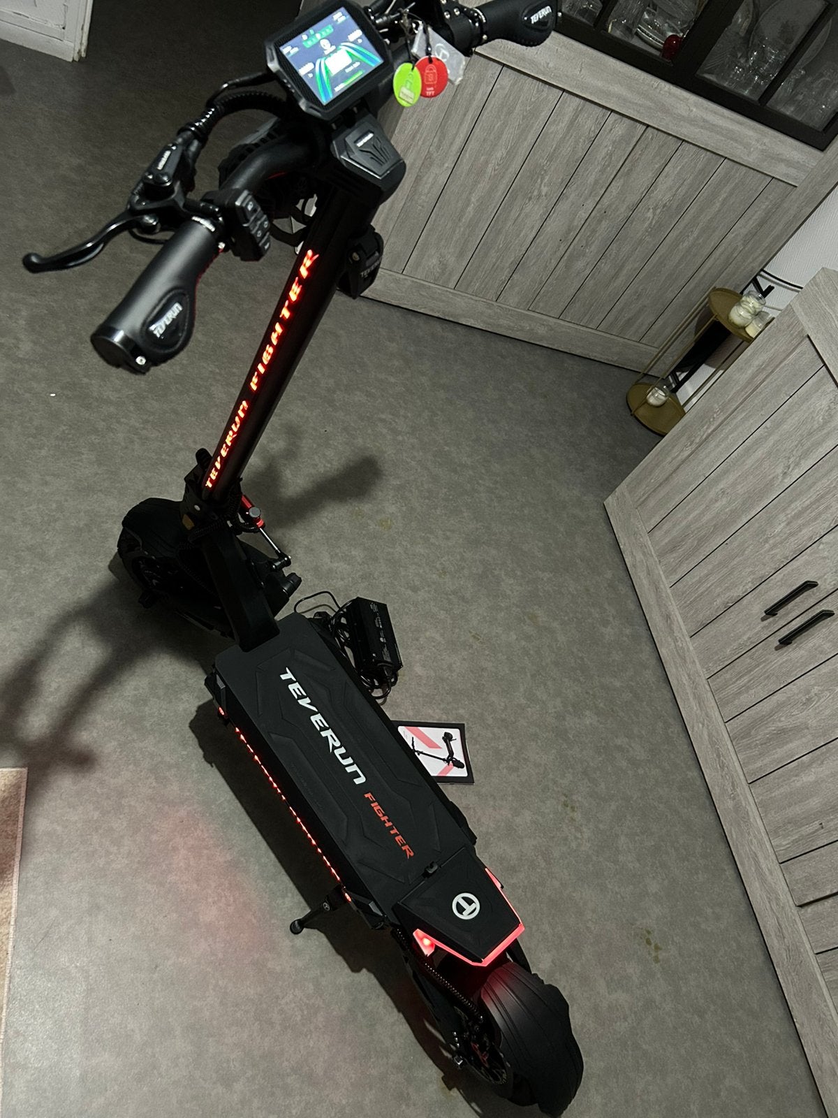 Teverun Fighter 11+ 37Ah 2025, Vélos & Vélomoteurs, Enlèvement, Comme neuf, Step électrique (E-scooter)