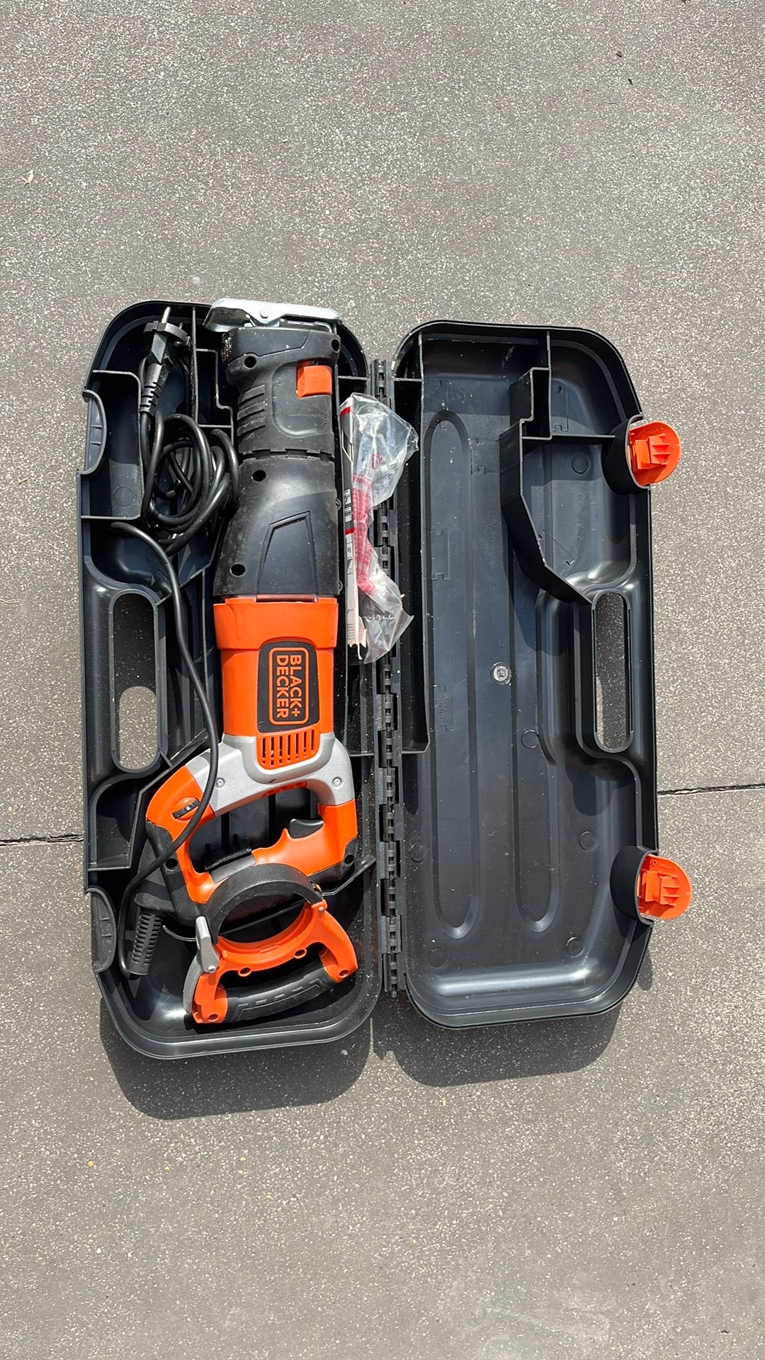 Scie sabre black &Decker 1050w, Enlèvement, Utilisé, 600 à 1200 watts, Scie sabre