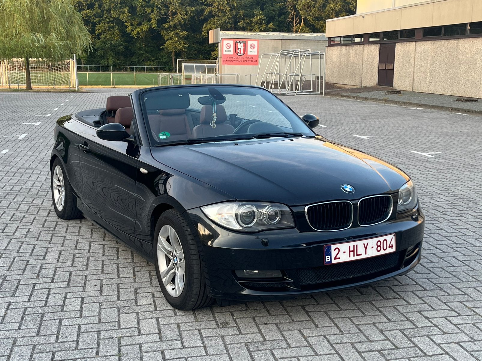 Bmw 118D Cabrio 2.0 - gekeurd v verkoop, Bluetooth, Euro 5, Achterwielaandrijving, Zwart