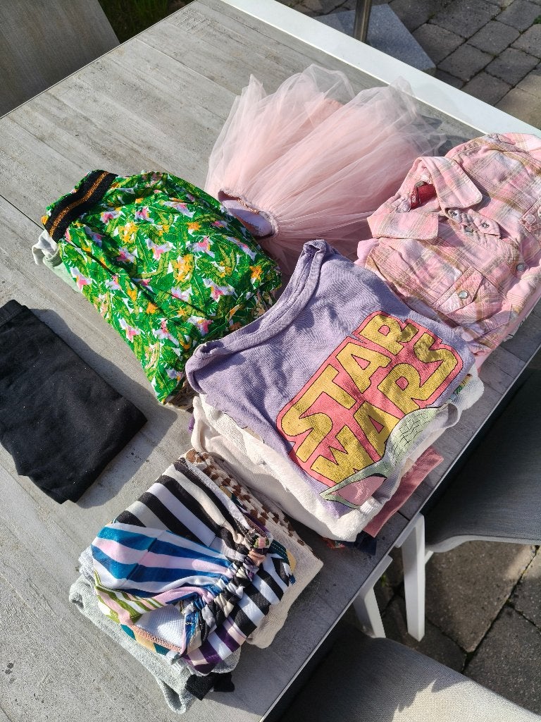 Pack de vêtements filles tailles 110 et 116, de 4 à 6 ans, Enlèvement ou Envoi, Utilisé, Taille 110