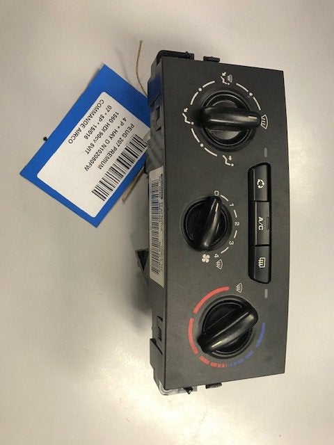 PANNEAU DE COMMANDE CLIMATISATION 207 / 207+ (WA / WC / WM), Kontakt-peugeot@peugeot.com, Utilisé, Peugeot Deutschland GmbH, Bahnhofsplatz
65423  Rüsselsheim, DE