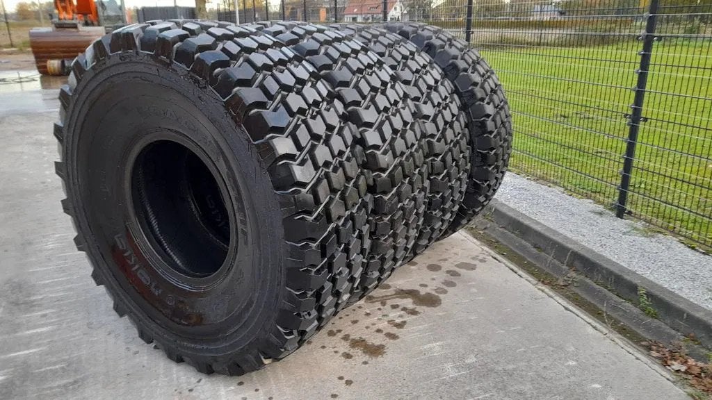 Nokian Loader Grip 23.5 R 25 Unused