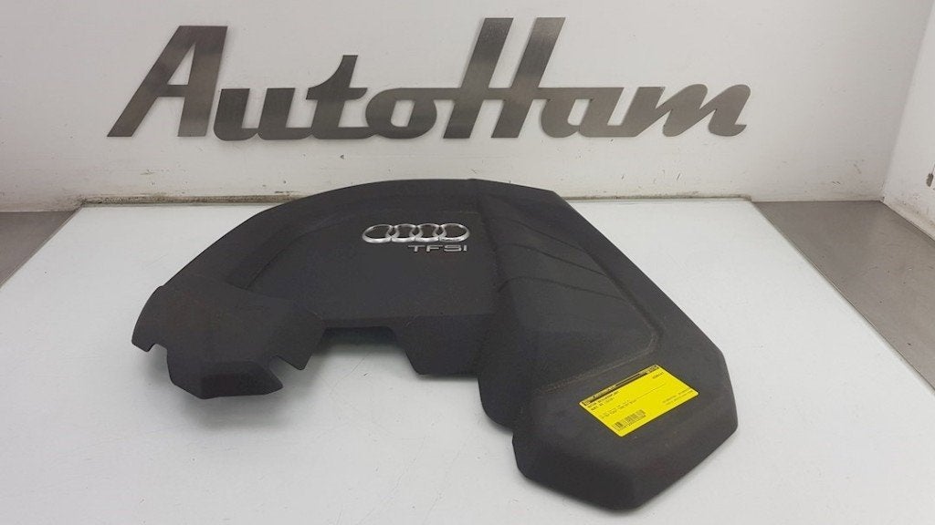 CACHE SOUS MOTEUR Audi A4 (B9) (|04E103925E|), Autos : Pièces & Accessoires, Auto-Union-Straße  1,
85057  Ingolstadt, DE, Info@audi.de