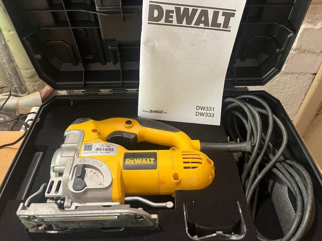 Scie Sauteuse Dewalt, Enlèvement, Utilisé