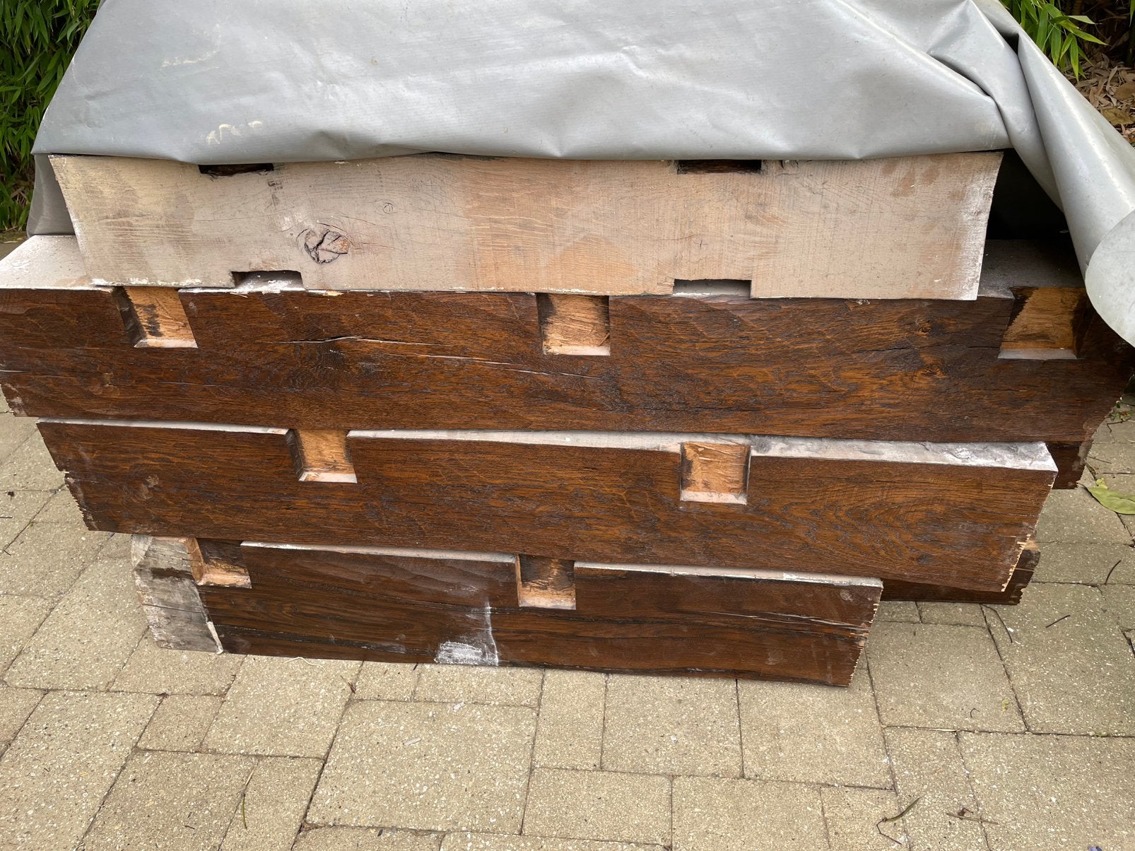 Eikenbalken brandhout, Tuin en Terras, Brandhout, Ophalen, Eikenhout