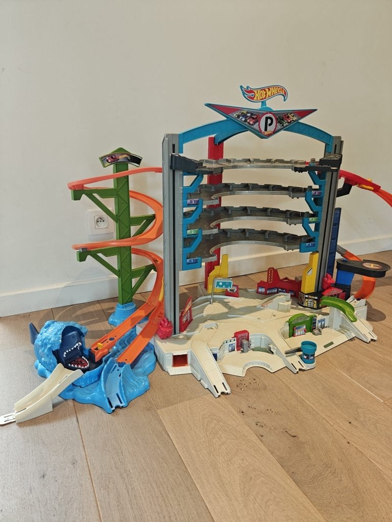Hot Wheels Ultimate Garage, Enfants & Bébés, Jouets | Circuits, Électrique, Enlèvement, Hot Wheels, Circuit