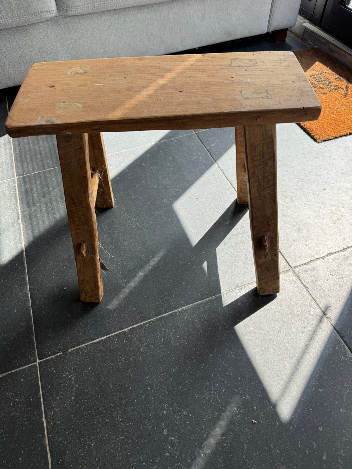 Landelijk krukje, Huis en Inrichting, Ophalen, Zo goed als nieuw, Hout
