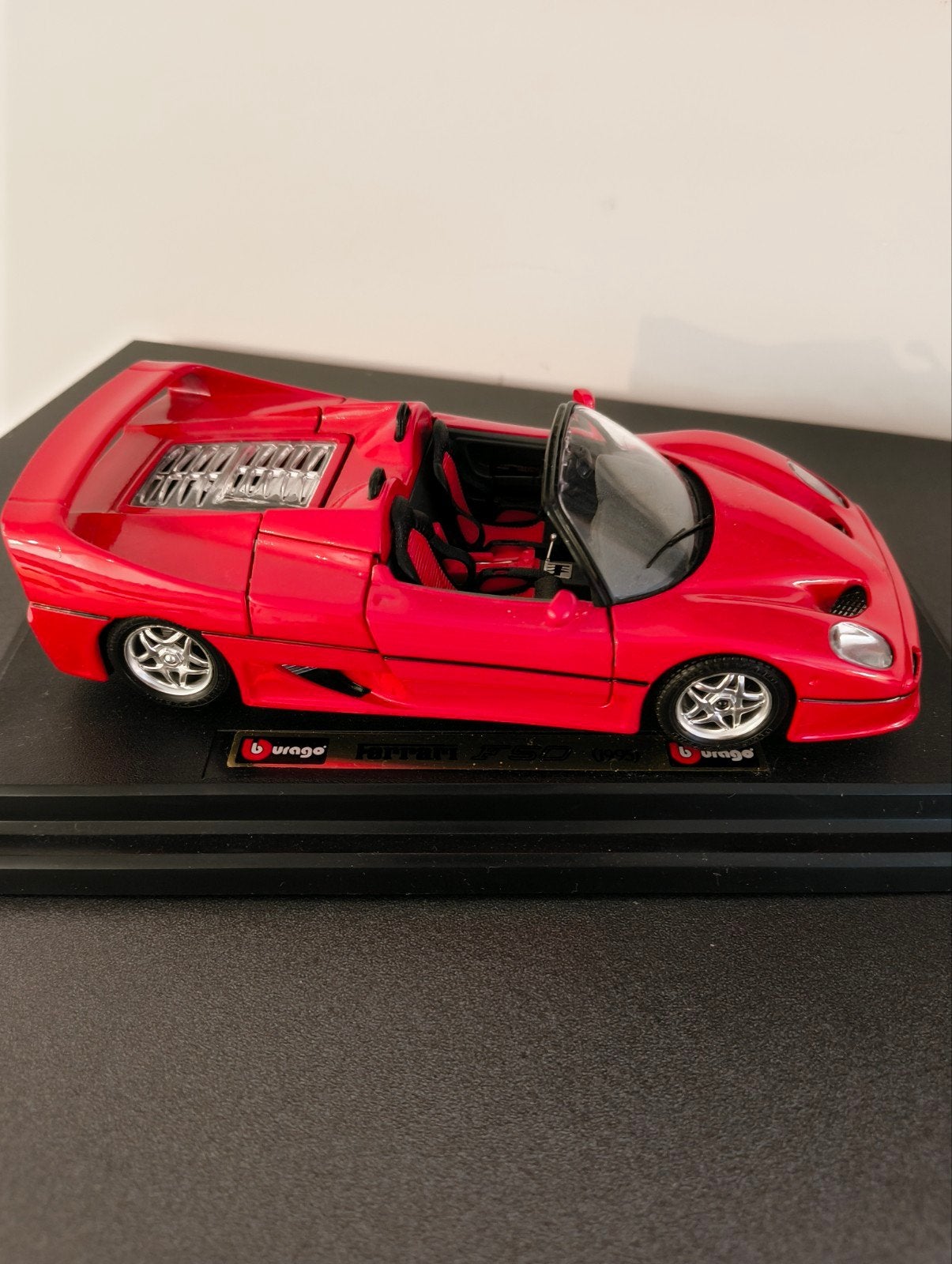 Magnifique Ferrari F50 de Bburago (1995) — Échelle 1:24, Hobby & Loisirs créatifs, Enlèvement ou Envoi, Voiture