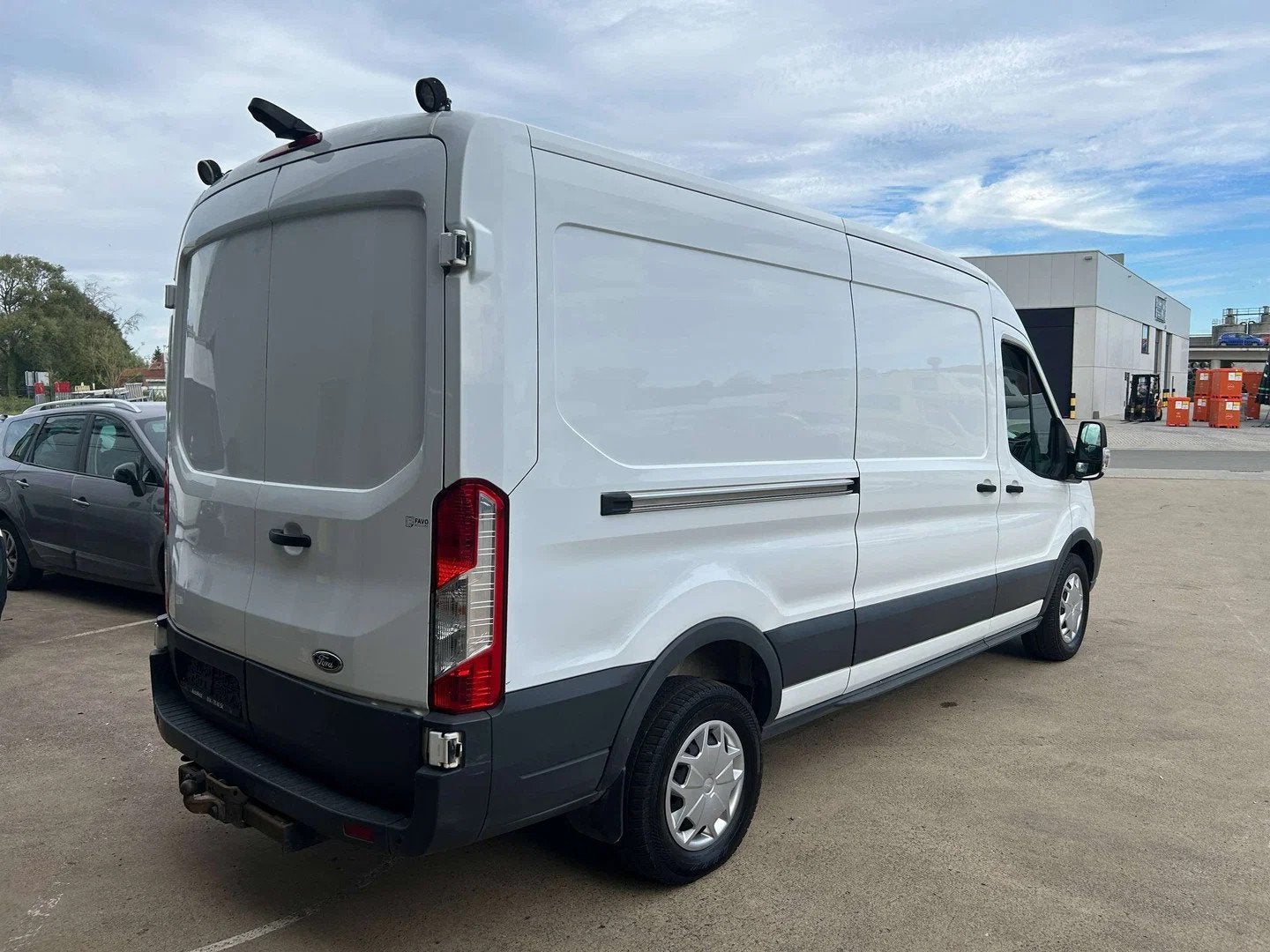 Ford Transit 2.0 TDCi L2H2 Ambiente lengte 2 hoogte 2 zie fo, Auto's, Stof, Gebruikt, 4 cilinders, https://public.car-pass.be/vhr/3a1e27f4-d875-4fb7-b554-ffdb75e4322f