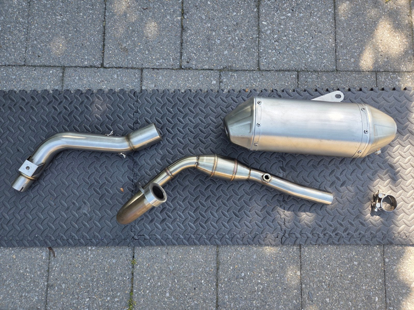Uitlaat honda crf 250L & crf 300L/rally, Motoren, Ophalen