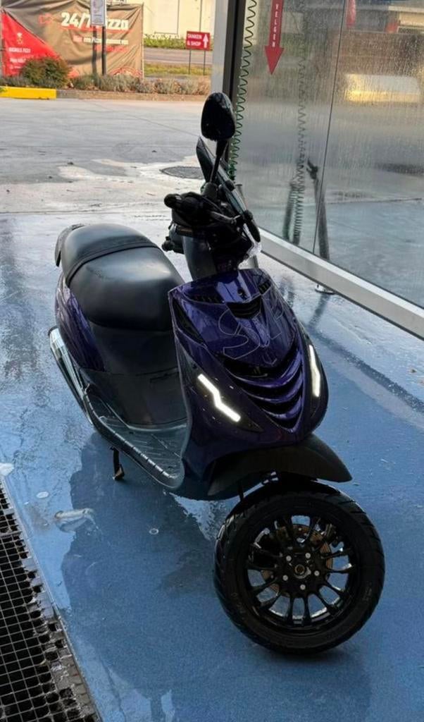 Piaggio zip, Fietsen en Brommers, Ophalen, Zip, Nieuw, Klasse A (25 km/u)