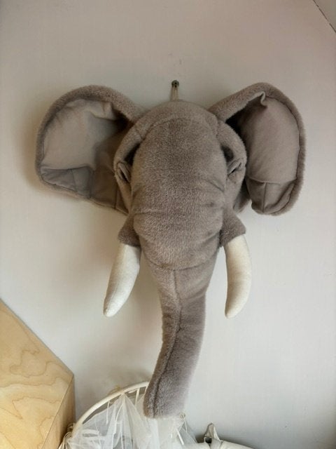 George de olifant van wild and soft, Kinderen en Baby's, Grijs, Ophalen, Zo goed als nieuw, Wanddecoratie