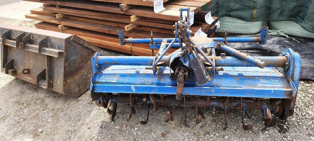 Bakfrees voor mini tractor, Enlèvement