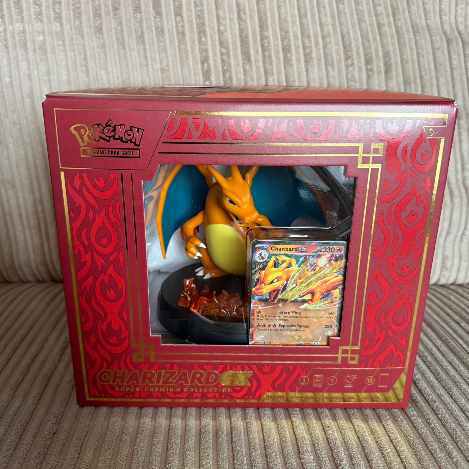 Charizard EX - Super Premium Collection, Ophalen of Verzenden, Nieuw, Foil