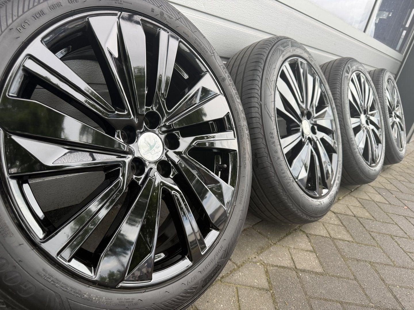19 inch Peugeot 3008 5008 4008 velgen Goodyear zomerbanden, Auto-onderdelen, 19 inch, Gebruikt, -, -