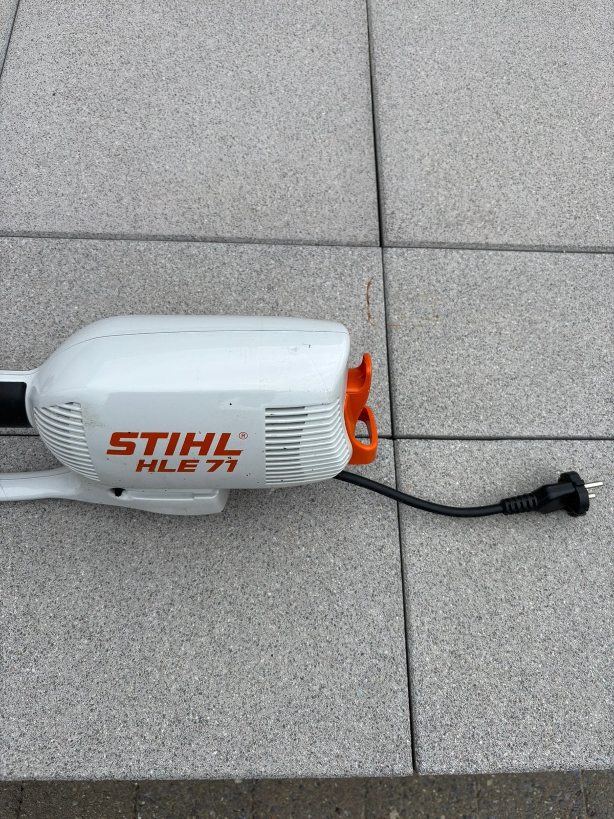 STIHL heggenschaar voor in de hoogte en multilub smeermiddel, Ophalen, Zo goed als nieuw, Elektrisch