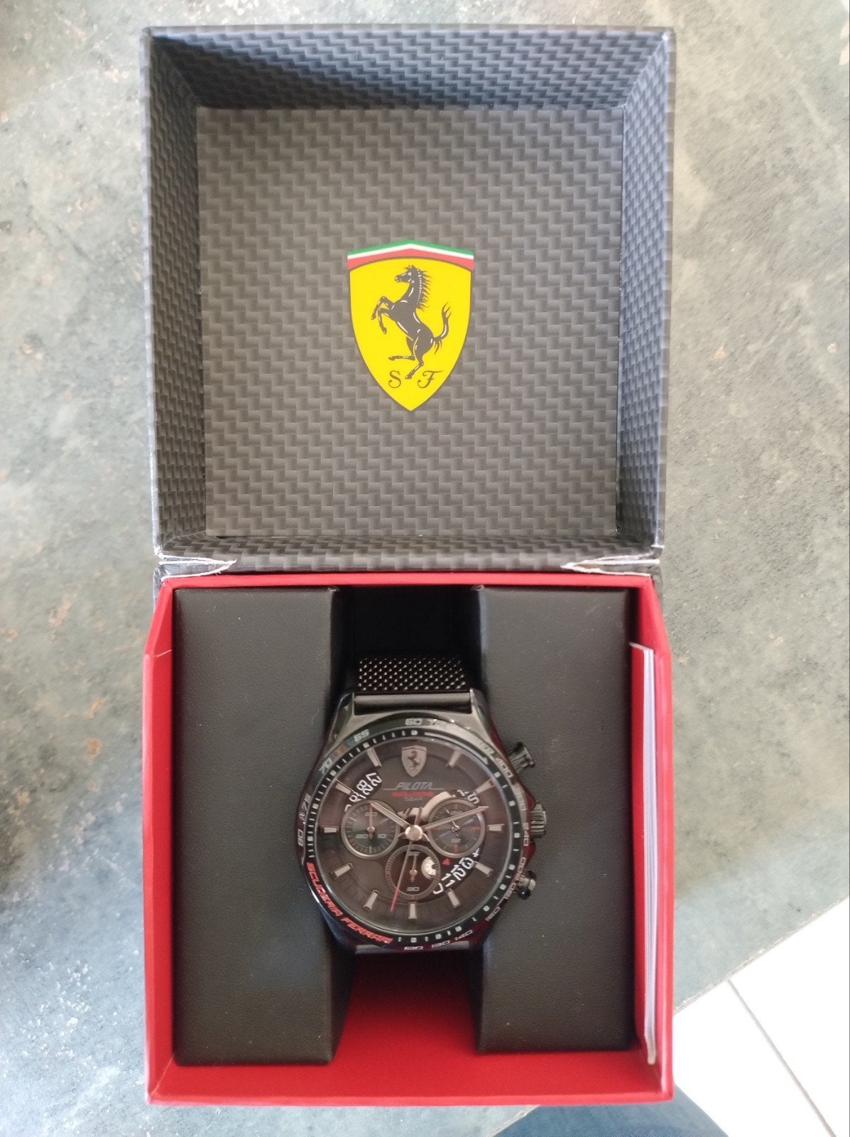 Montre Ferrari pilota Evoluzione, Handtassen en Accessoires, Horloges | Dames, Ophalen of Verzenden
