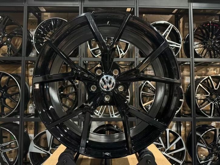 19'' ESTORIL R look velgen 5X112 Golf 6 7 R GTI 8 8.5 T-ROC, Auto-onderdelen, Banden en Velgen, Ophalen of Verzenden, Nieuw, 19 inch
