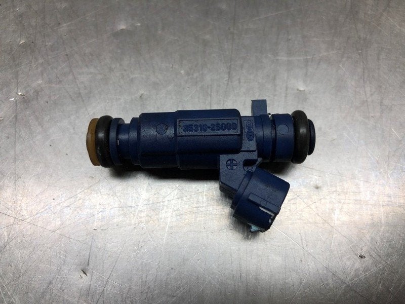 INJECTEUR Kia Venga (01-2010/03-2019) (|353102B000|), Utilisé, Kia
