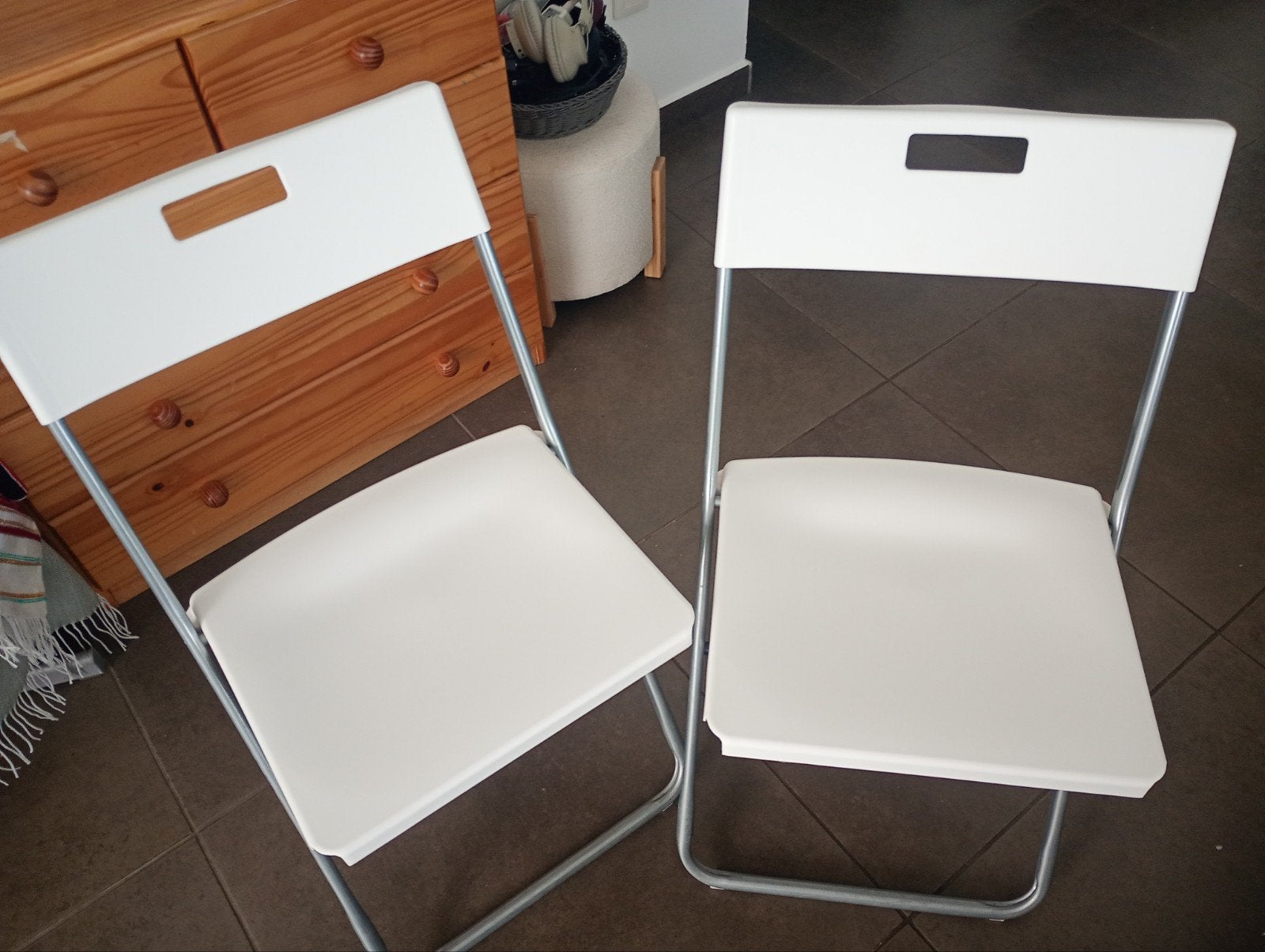 2 klapstoelen Ikea, Ophalen, Zo goed als nieuw, Wit, Twee