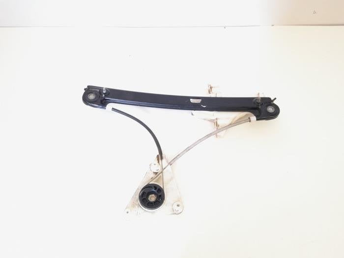 Mécanique vitre 4portes arrière droite d'un Volkswagen Pol, Volkswagen, -, 3 mois de garantie, Utilisé