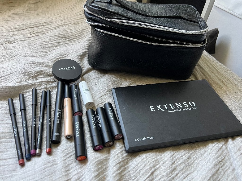 extenso visagie pakket + leren makeup tas zie foto's, Ophalen of Verzenden, Nieuw, Gehele gezicht, Make-up