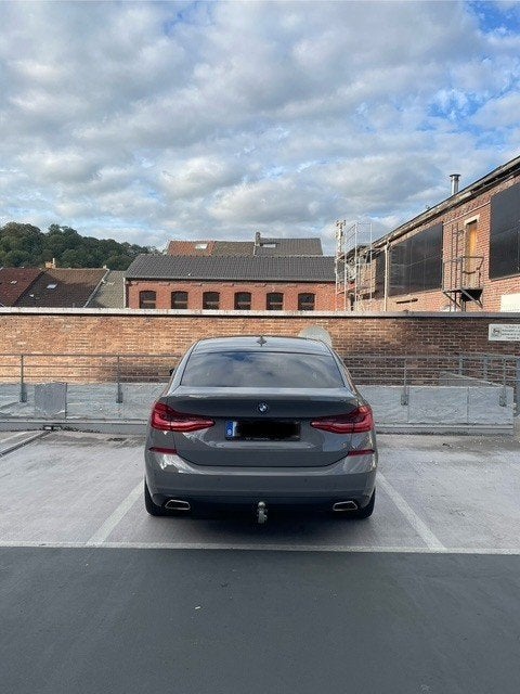 BMW 620d GT (Grand Turismo) gris/noir, Autos, Achat, 140 g/km, Carnet d'entretien, Noir