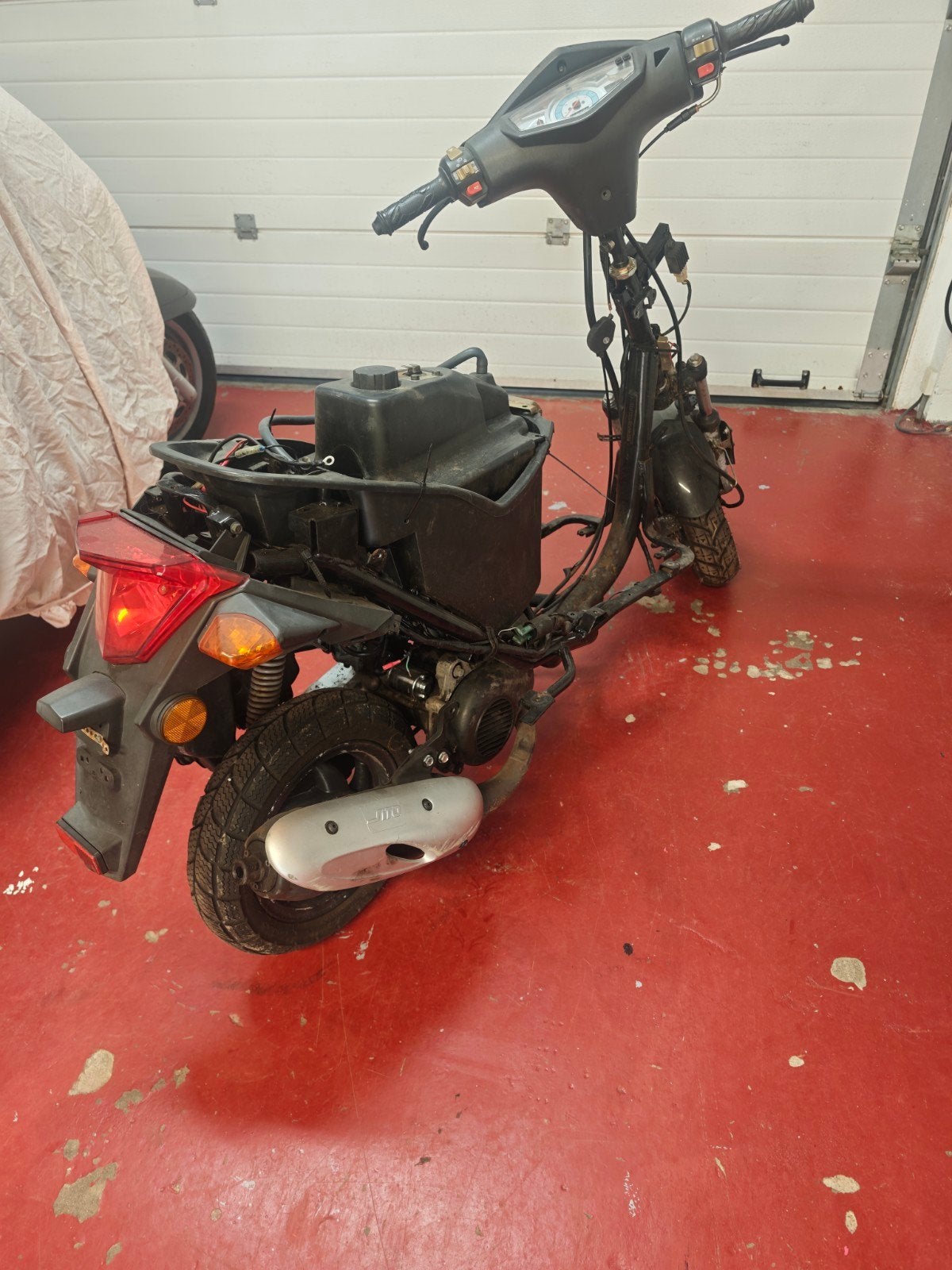 Keeway Flash, klasse B, compleet, aan te passen 
Nieuwe onts, Fietsen en Brommers, Ophalen